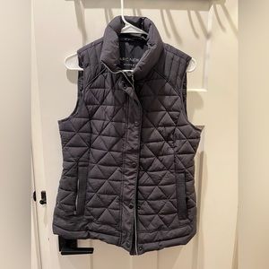 Dark navy/ Grey quilted puffer vest